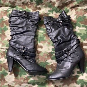 Heeled boots